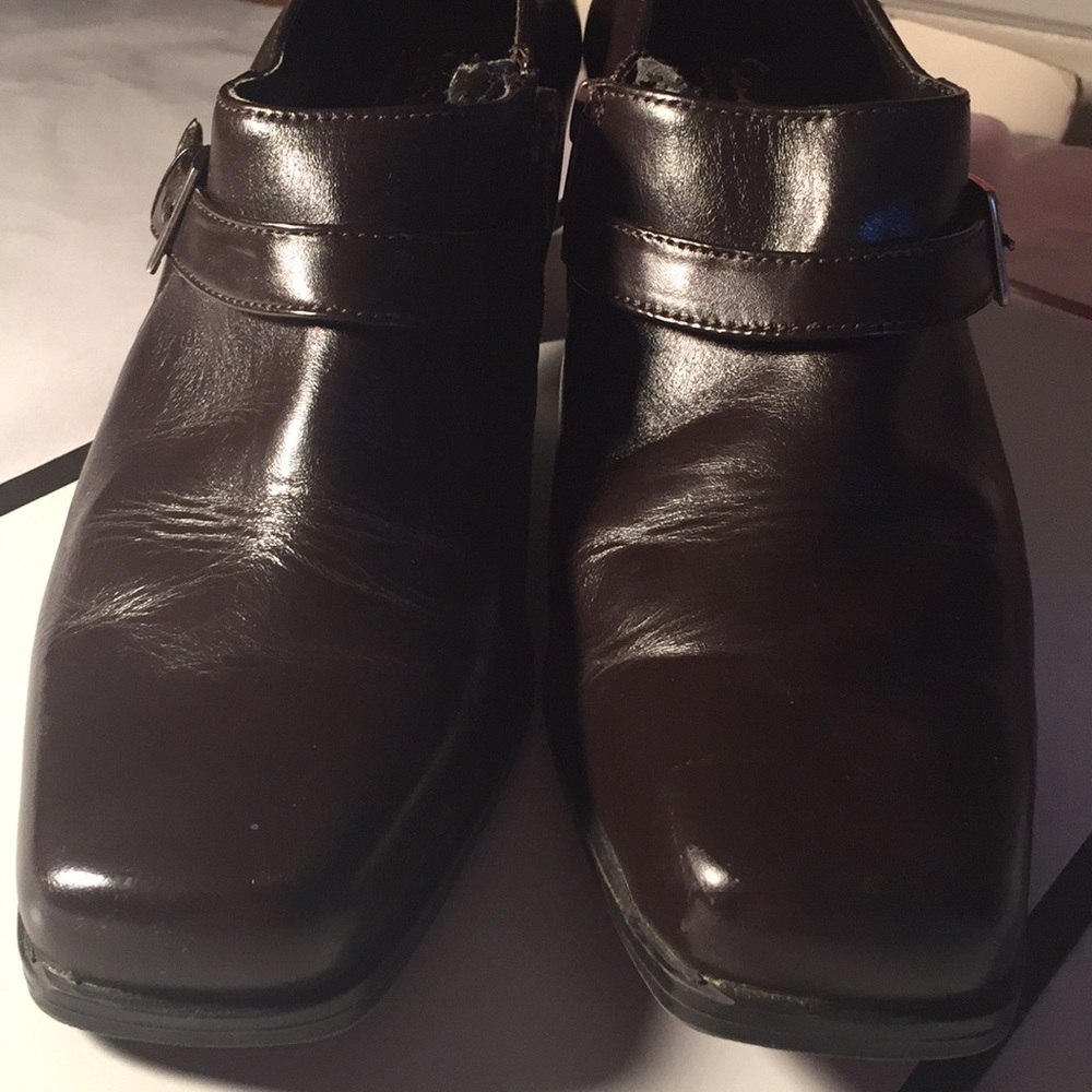 WORN ONCE Sudini chocolate brown shoe